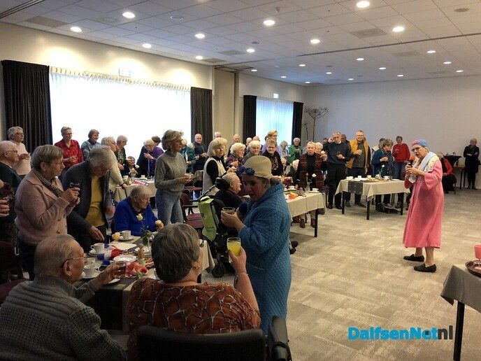 Nieuwjaarsreceptie van De Zonnebloem met de Zingende Badmutsen! - Foto: Ingezonden foto