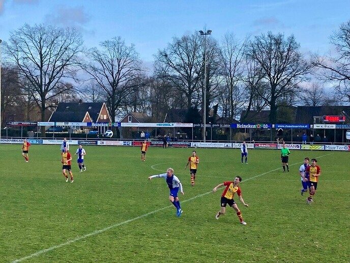 SV Dalfsen pakt drie belangrijke punten van VV Valthermond - Foto: Ingezonden foto