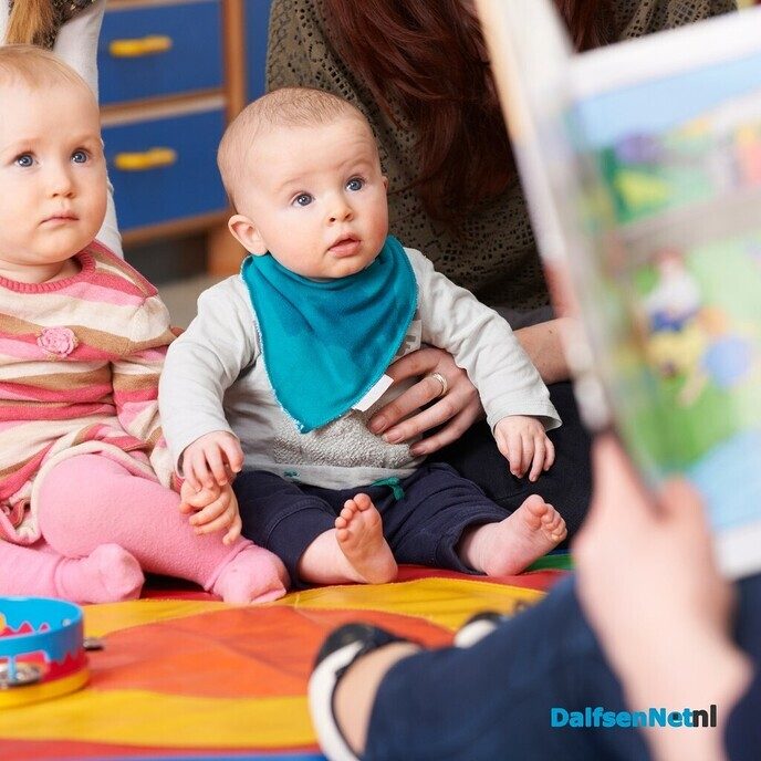 Verhaaltjes luisteren en zingen - Foto: Ingezonden foto