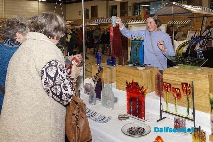 Drukke Kunstmarkt in Trefkoele+ - Foto: Paul Scholten