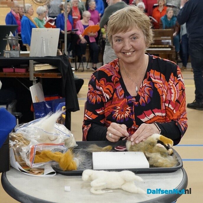 Drukke Kunstmarkt in Trefkoele+ - Foto: Paul Scholten