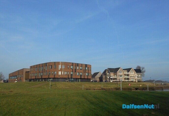 Zonnige beelden van de haven