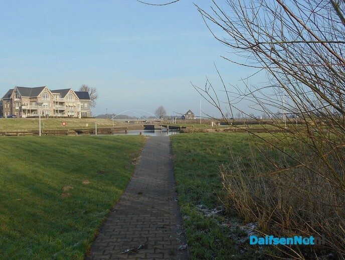 Zonnige beelden van de haven