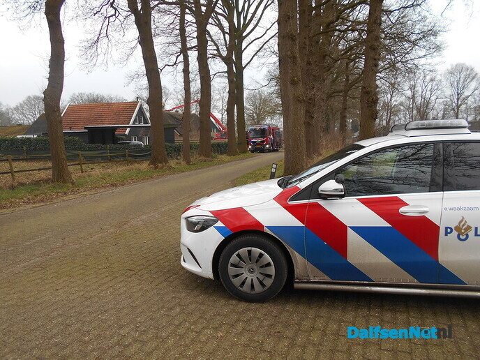 Middel brand rietendak woning