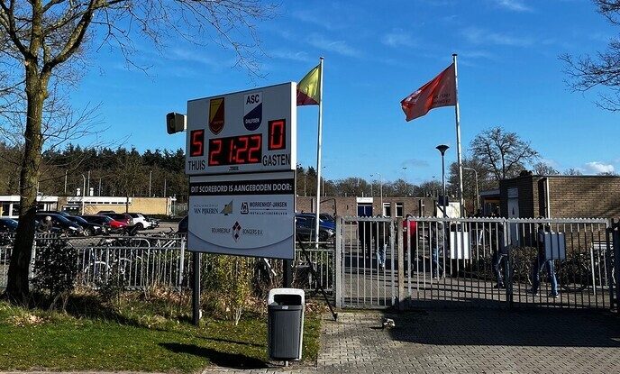 SV Dalfsen speelt resterende 20 minuten tegen SV Twedo gecontroleerd uit - Foto: Ingezonden foto