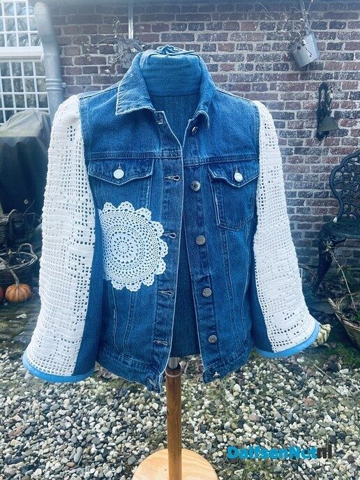 Geef je spijkerjasje of jeans een creatieve make-over! - Foto: Ingezonden foto