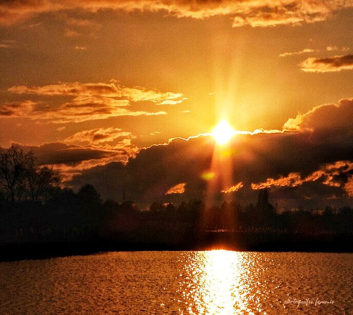 Zonsondergang Nieuwleusen - Foto: Femmie Smink