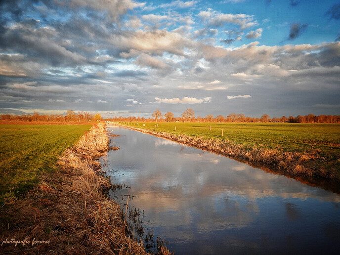 Zonsondergang Nieuwleusen - Foto: Femmie Smink