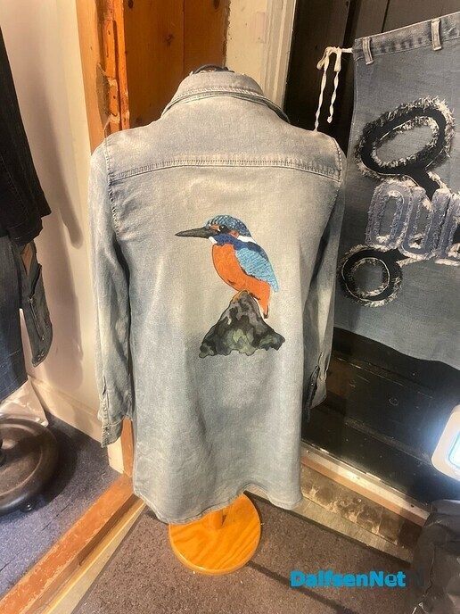 Geef je spijkerjasje of jeans een creatieve make-over! - Foto: Ingezonden foto