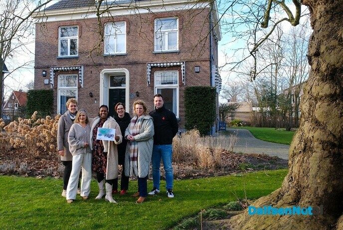Hospice Dalfsen ontvangt gift van Univé Stad en Land - Foto: Ingezonden foto