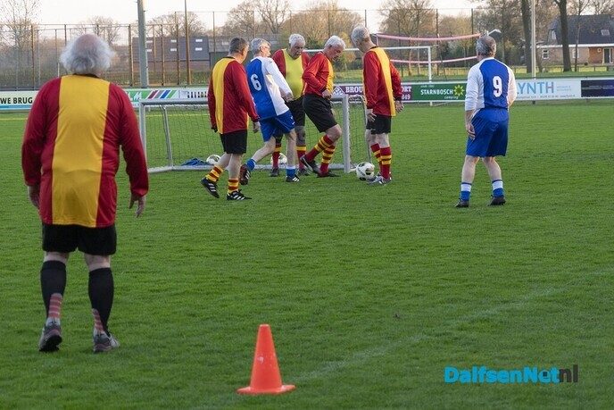 SVD demonstreert Walking Football in Hoonhorst - Foto: Paul Scholten