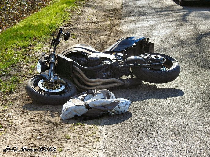 Motorrijder onderuit aan de Stokte.