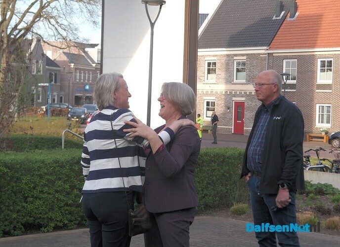 Dalfsen is blij met nieuwe burgemeester Michael Sijbom - Foto: Hans Keesmaat