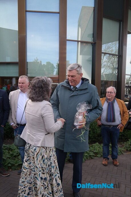 Dalfsen is blij met nieuwe burgemeester Michael Sijbom - Foto: Hans Keesmaat