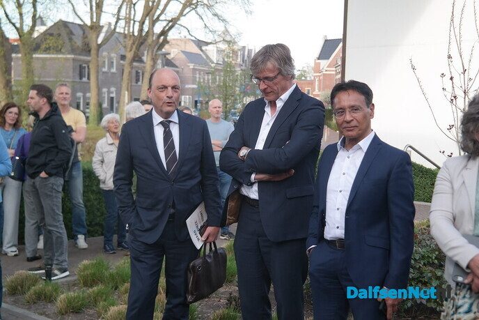 Dalfsen is blij met nieuwe burgemeester Michael Sijbom - Foto: Hans Keesmaat