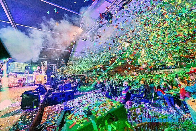 Dalfsen geniet van feestelijke bingo! - Foto: Ingezonden foto