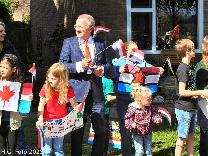 Fietsers komen aan in Oudleusen