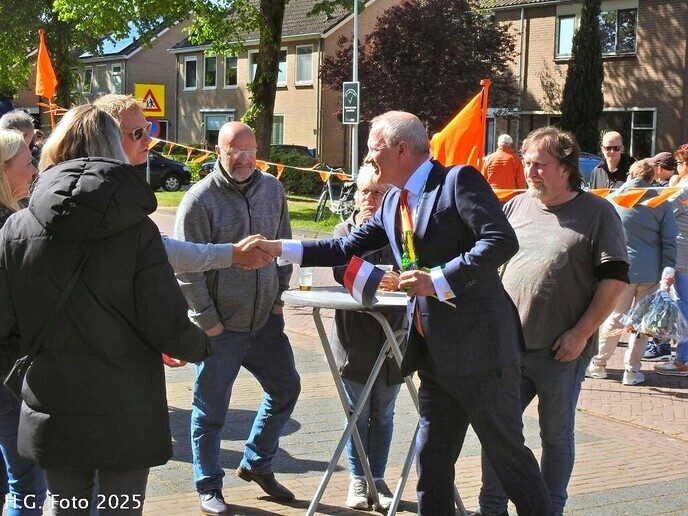 Fietsers komen aan in Oudleusen