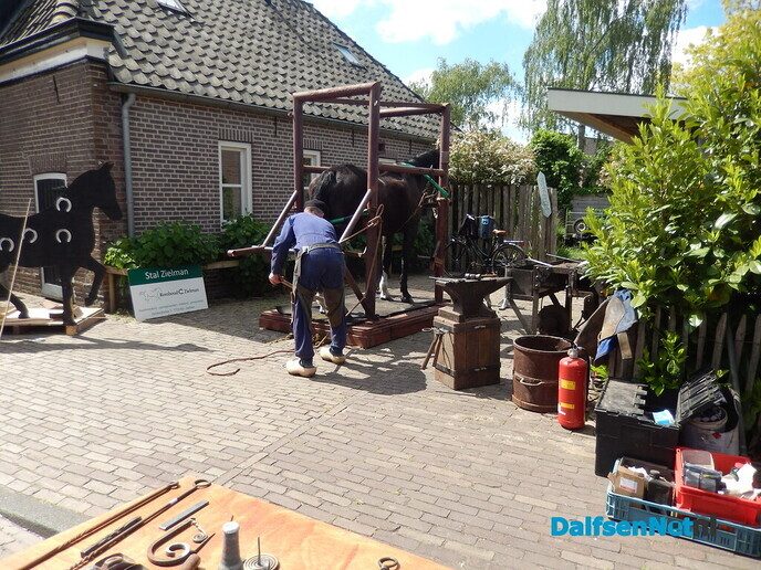 Volgende serie foto’s van Hoonhorst 255 jaar - Foto: Willy