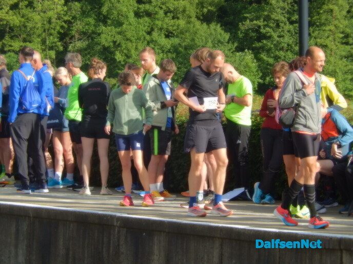 De eerste trein met een hele koppel lopers is vertrokken - Foto: Willy