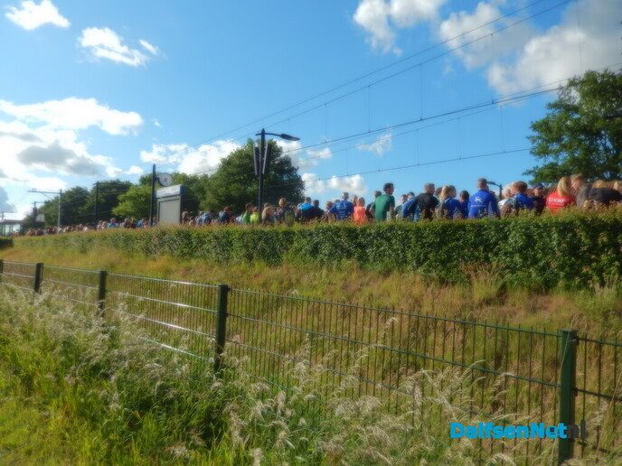 De eerste trein met een hele koppel lopers is vertrokken - Foto: Willy