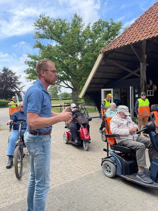 Scootmobieltocht Saam Welzijn - Foto: Ingezonden foto