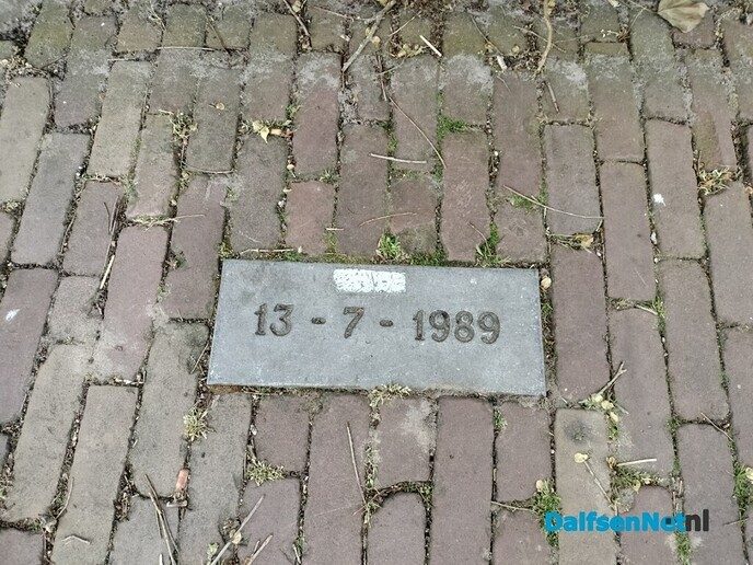 Geschiedenis ligt op straat - Foto: Ingezonden foto