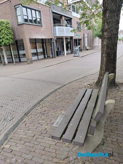 Geschiedenis ligt op straat - Foto: Ingezonden foto