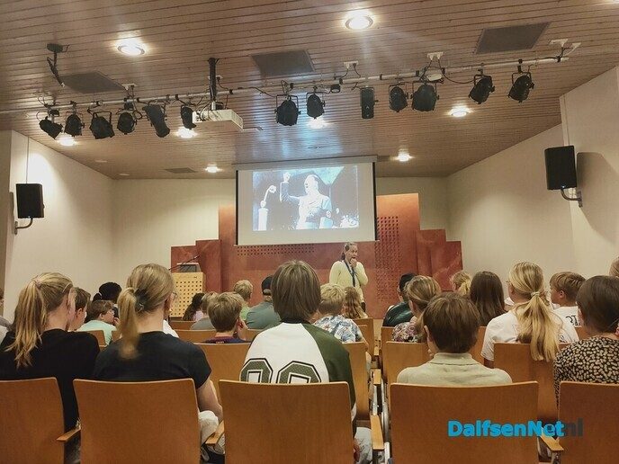 Iedere dinsdag vertrok de trein … - Foto: Ingezonden foto