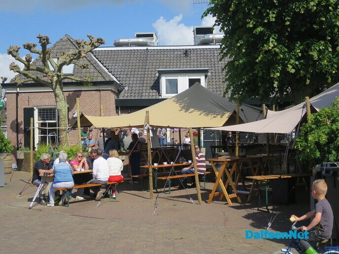 De gebroeders Broeks samen op pad - Foto: Wim