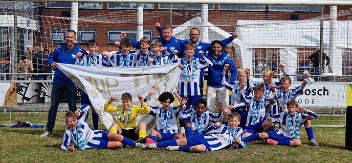 Jeugdkampioenen bij USV - Foto: Ingezonden foto