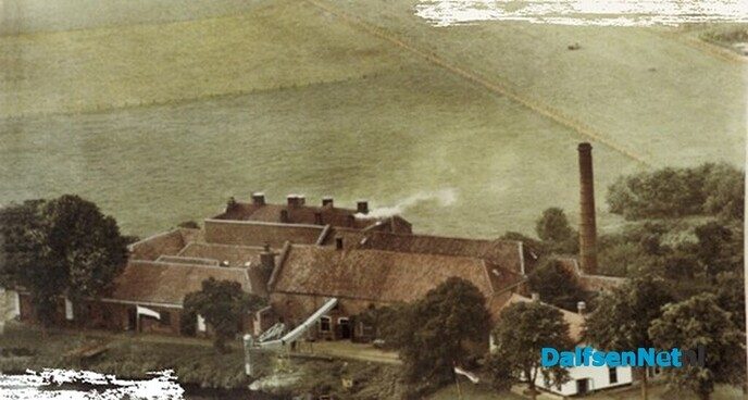 Tegel gelicht over het DNA van Dalfsen - Foto: Ingezonden foto