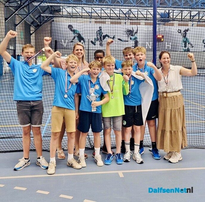 De Spiegel pakt zilver op NK Schoolhandbal - Foto: Ingezonden foto
