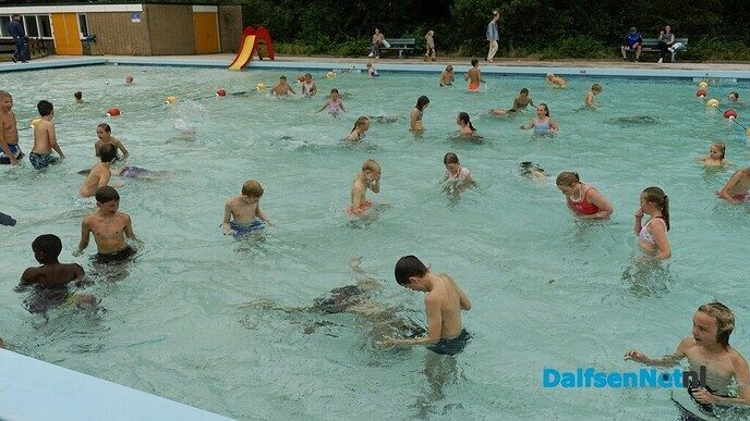 Dalfser zwem4daagse is gestart - Foto: Paul Scholten