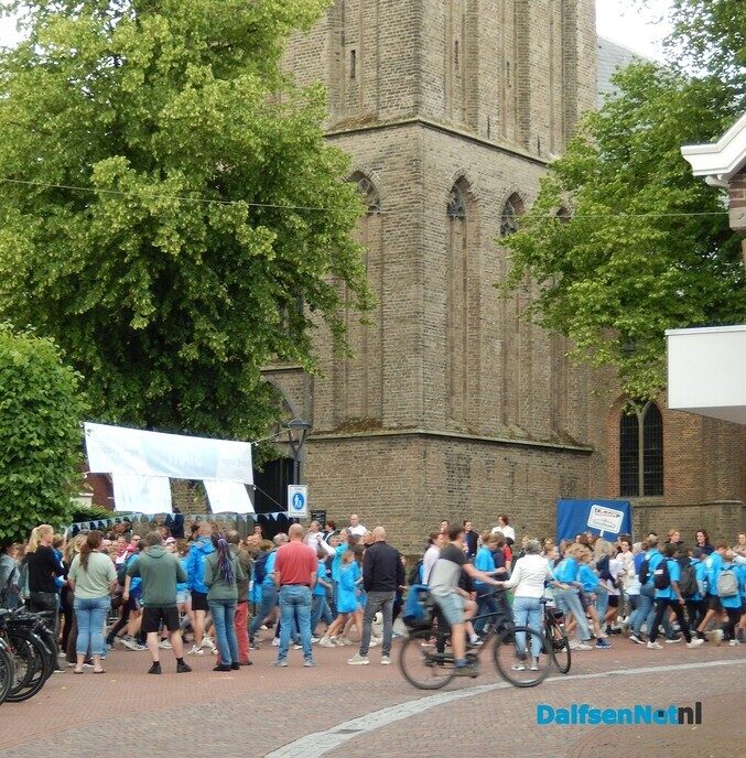 Avond wandel 3daagse: dag 3 - Foto: Willy