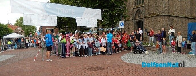 Avond wandel 3daagse: dag 3 - Foto: Willy