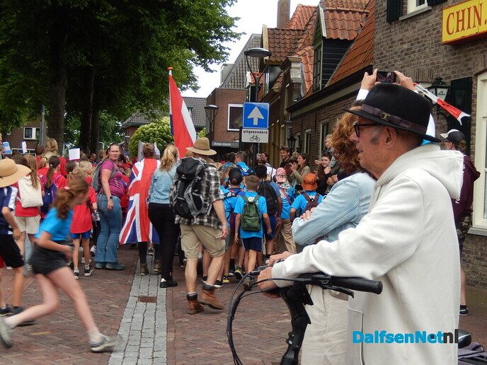 Avond wandel 3daagse: dag 3 - Foto: Willy