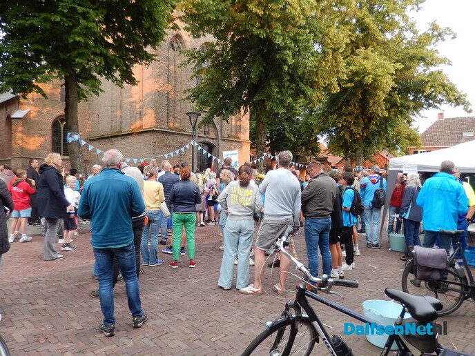 Avond wandel 3daagse: dag 3 - Foto: Willy