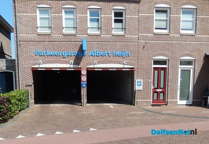 Nieuwe sponsoren - Foto: Willy