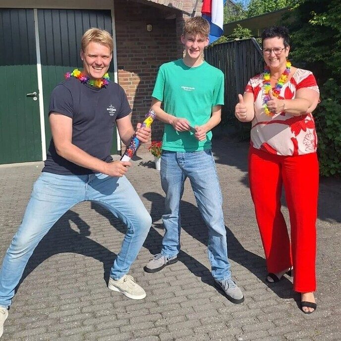Yes, het is gelukt! Geslaagd! - Foto: Gemeente Dalfsen