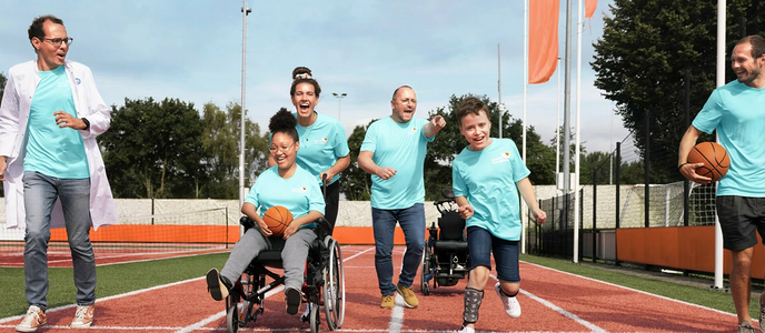 Sponsorfietstocht Vechtdal college Ommen - Foto: Ingezonden foto