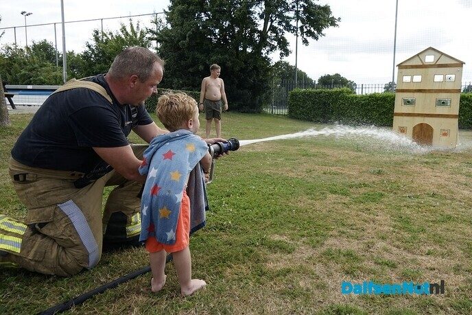 Zwem4daagse Nieuwleusen afgerond - Foto: Paul Scholten