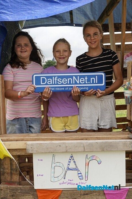 Foto’s met bordje DalfsenNet op Timmerweek Dalfsen (deel 1) - Foto: Paul Scholten