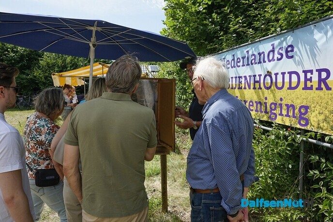 Goede belangstelling Bijenpark De Grift - Foto: Paul Scholten