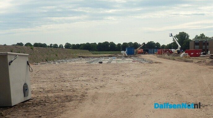 Omgevingsvergunning voor azc Engellandweg in Dalfsen - Foto: Willy