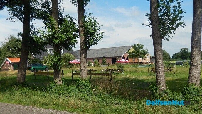 Even afstappen voor een lekker handijsje - Foto: Willy