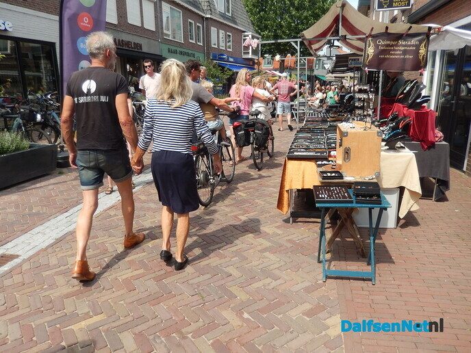 Morgen alweer de laatste blauwe bogendag - Foto: Willy