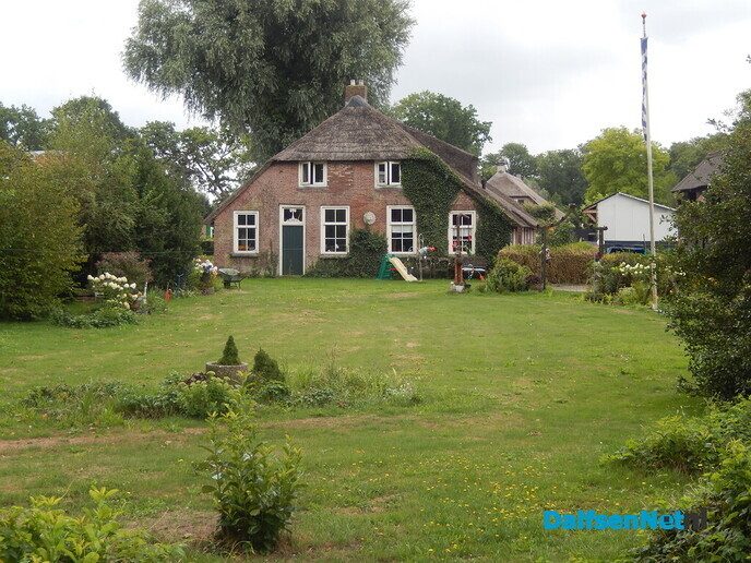 Prachtige boerderijen en huizen in Rouwveen - Foto: Willy