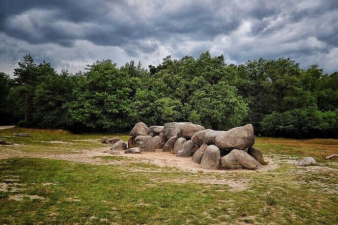 Hunebedden en Holteringerveld - Foto: Femmie Smink