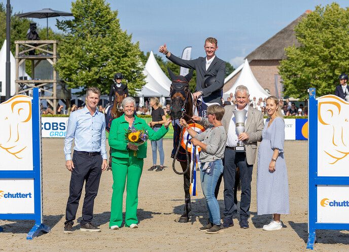 Internationale ruiters leggen nieuw talent vast via Schuttert Sport Sales - Foto: Ingezonden foto
